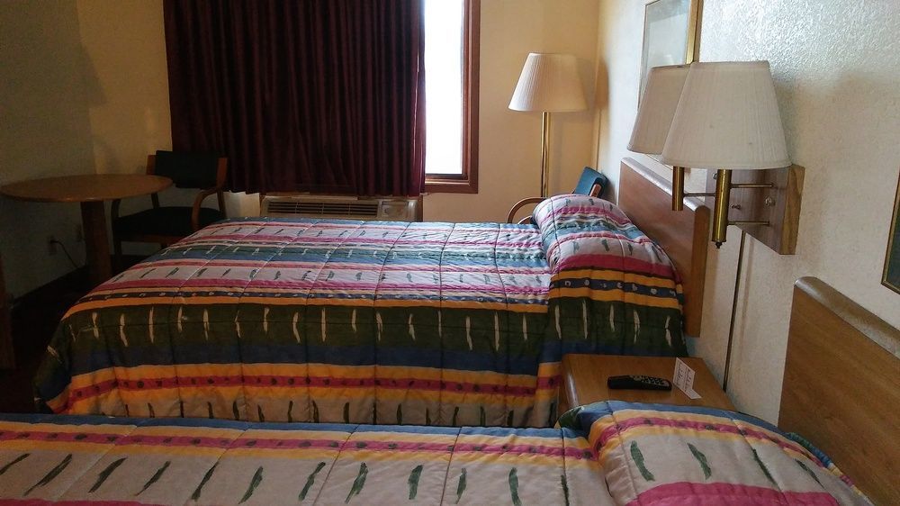 Sunset Inn Williamsburg Dış mekan fotoğraf
